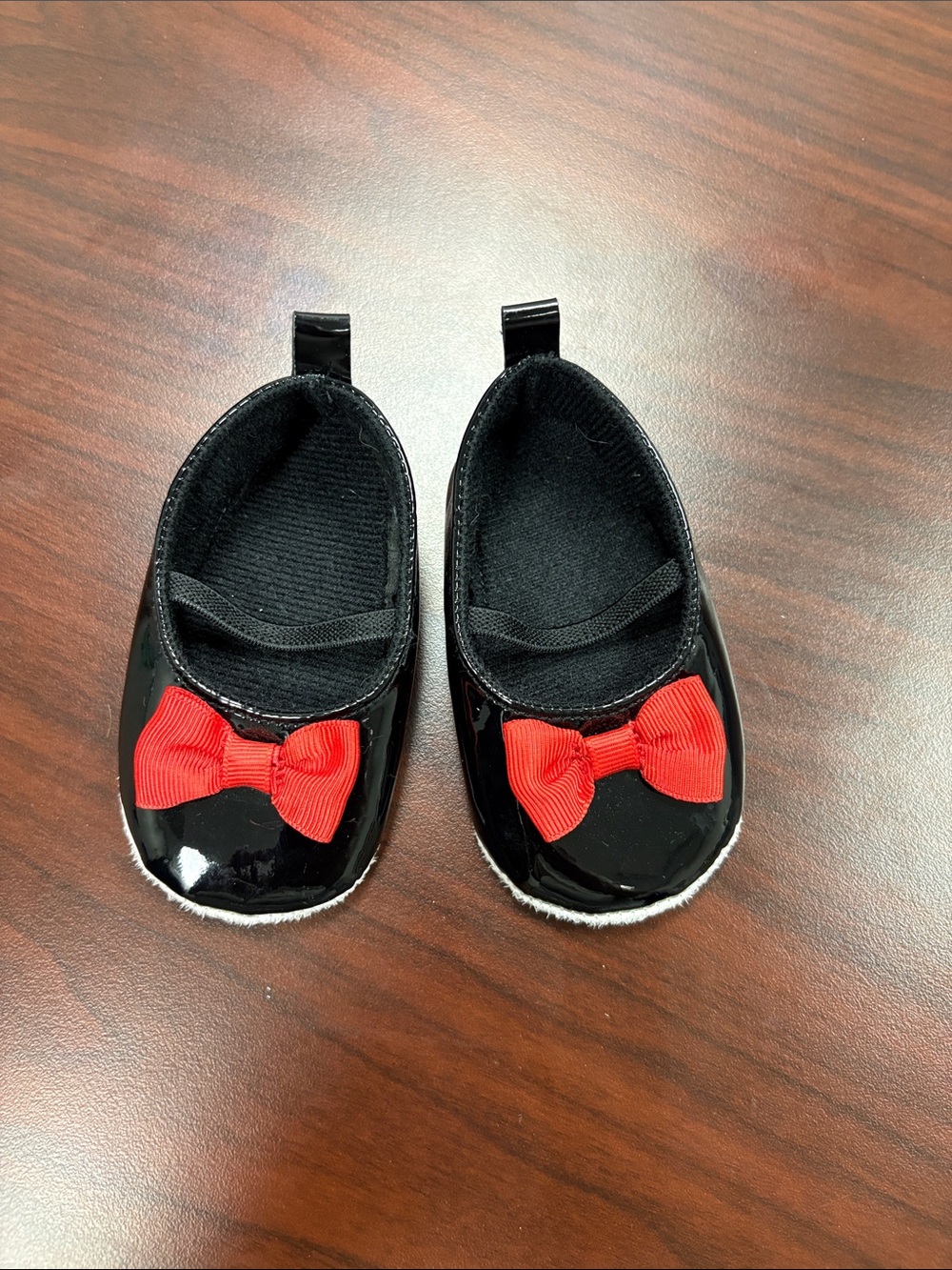 Black Patent Kids Mary Jane Shoes with Red Bow